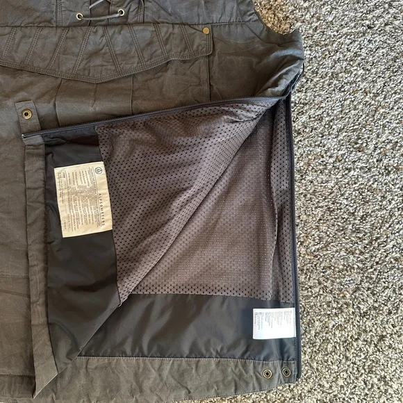 Alps & Meters Ascent Vest - Picture 6 of 9